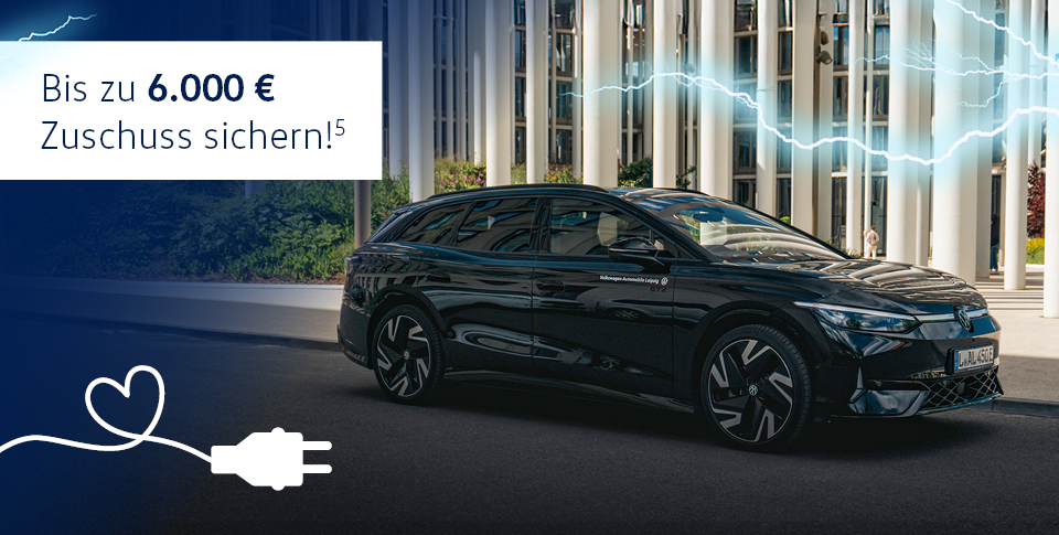 Schwarzer ID.7 Tourer GTX vor Sparkasse Leipzig mit wei&szlig;em Stecker Icon auf blauem Verlauf