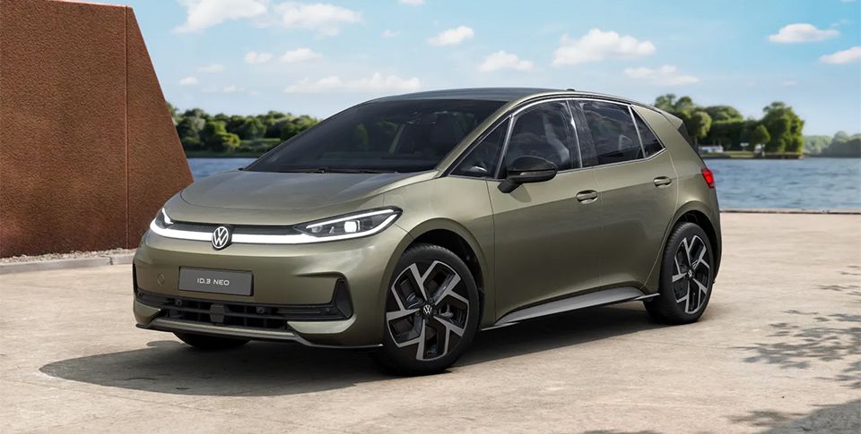 Frontansicht des ID.3 Neo Style in Olivegr&uuml;n